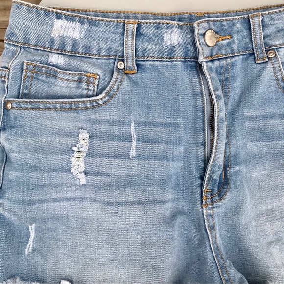 Forever 21 Light Wash Distressed Blue Jean Denim Shorts Size 27 High Waist - Picture 2 of 11